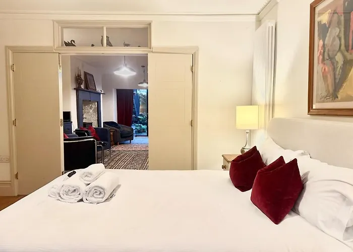 Samuels Den - Unique 1 Bed With Brunel Heritage *